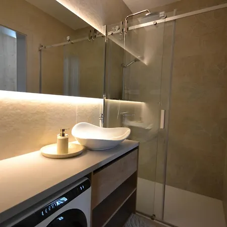 Apartma Vacation - Alpine Retreate