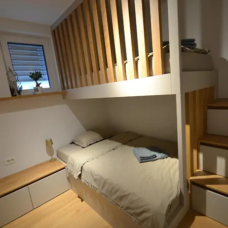 Apartma Vacation - Alpine Retreate *