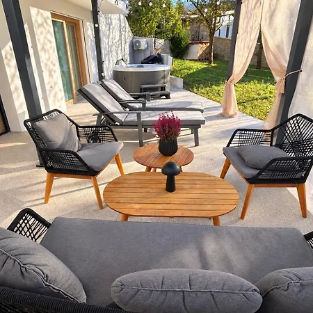 Vacation - Alpine Retreate Apartma Bovec